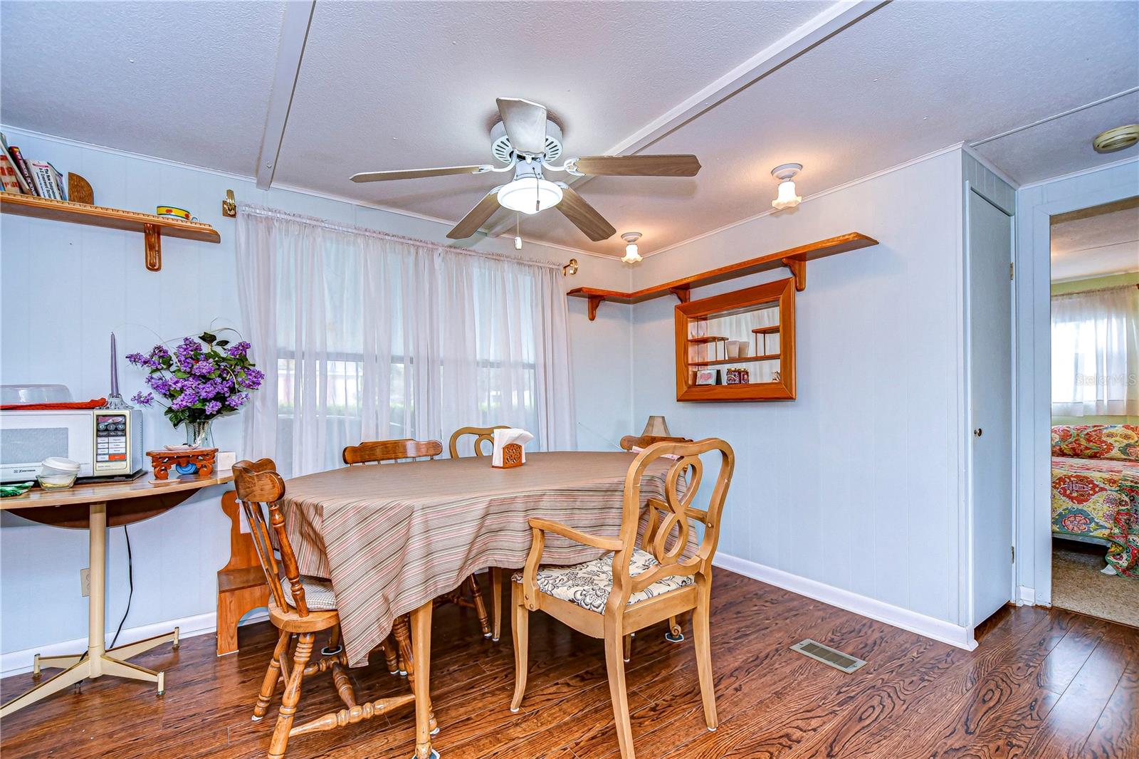 37350 TROPICAL DR, ZEPHYRHILLS, FL, 33541