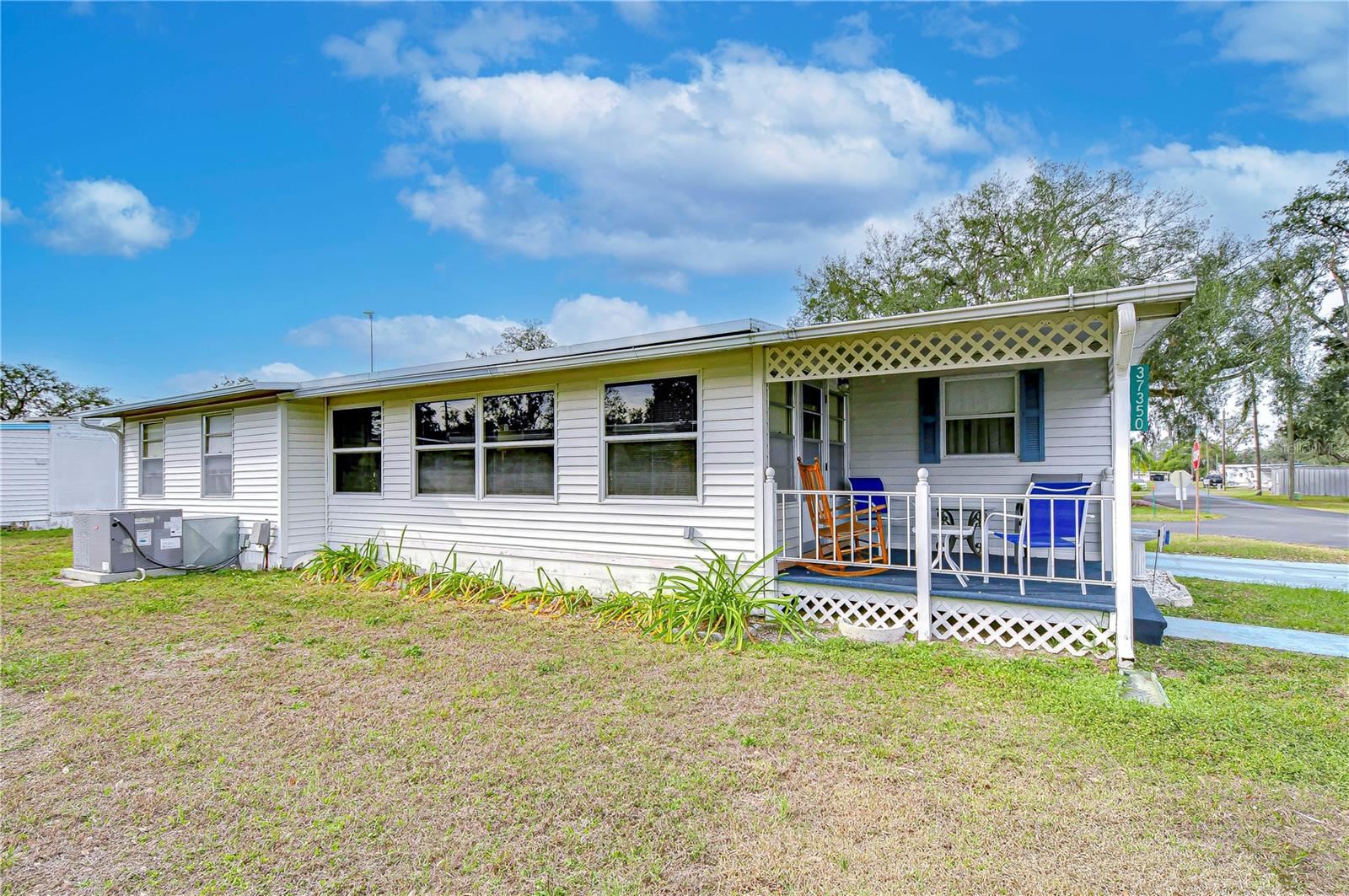 37350 TROPICAL DR, ZEPHYRHILLS, FL, 33541