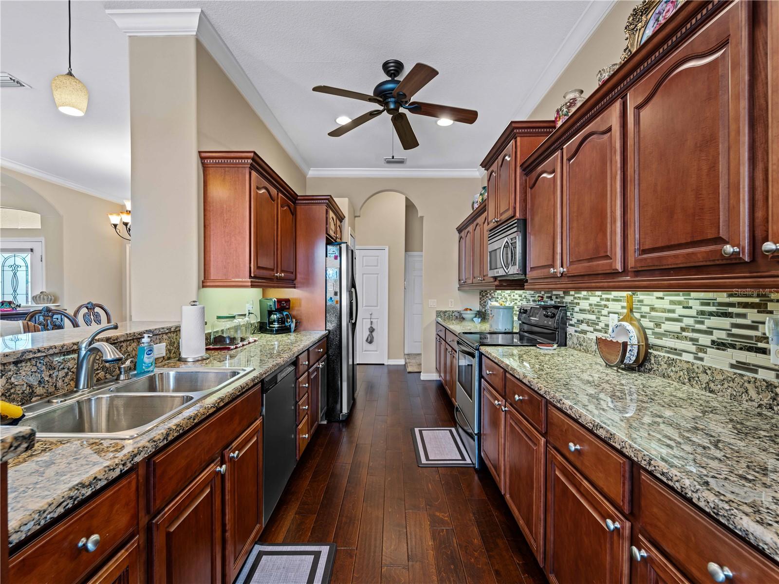 2520 S SALFORD BLVD, NORTH PORT, FL, 34287