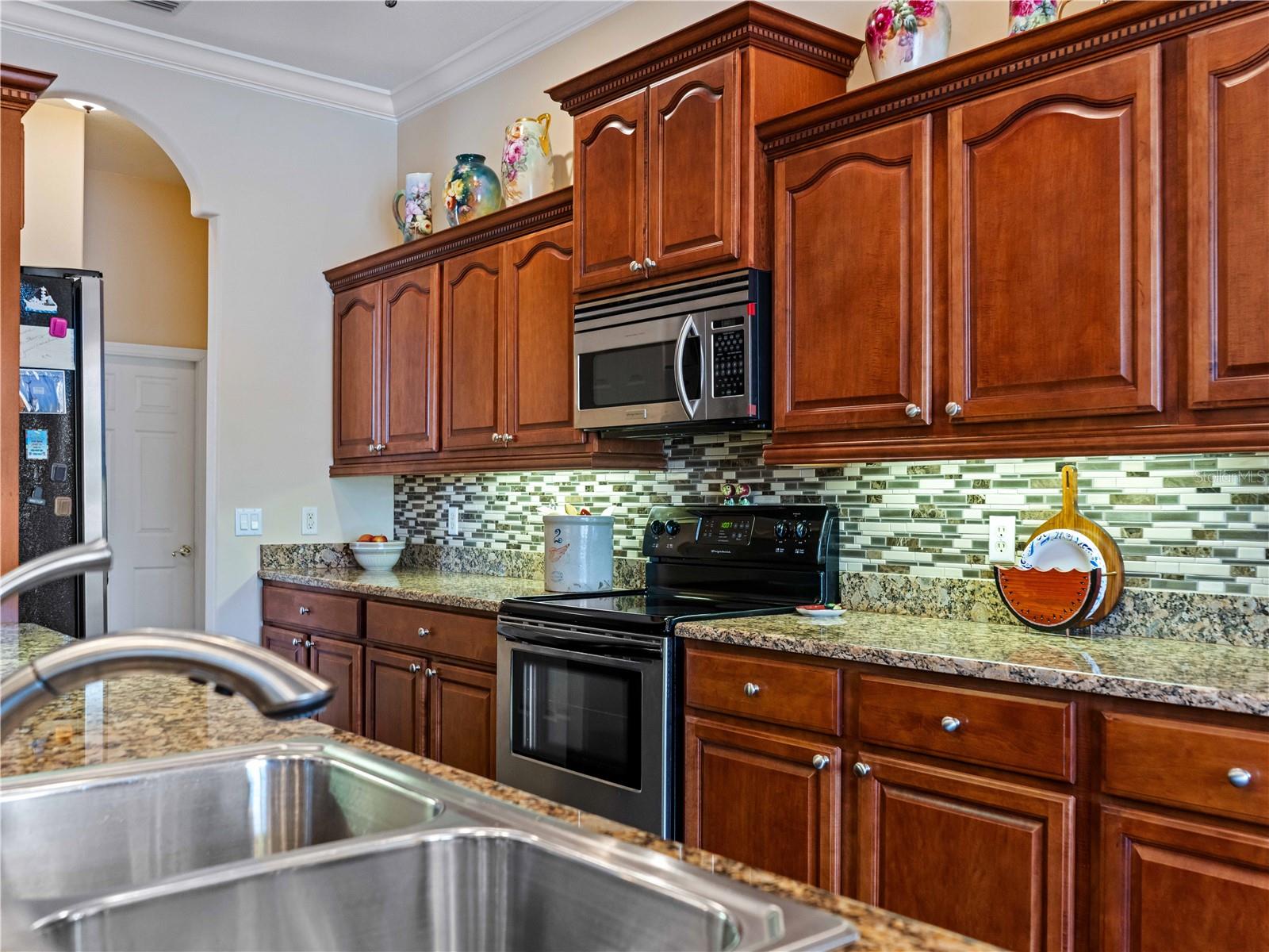 2520 S SALFORD BLVD, NORTH PORT, FL, 34287