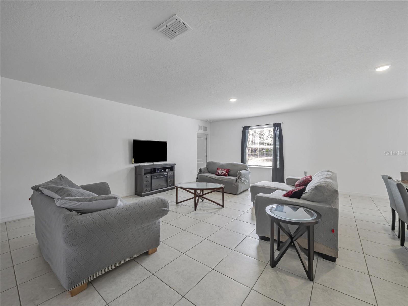123 ZINNIA LN W, POINCIANA, FL, 34759