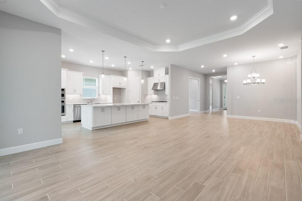 8024 MOONBEAM AVE, SARASOTA, FL, 34241