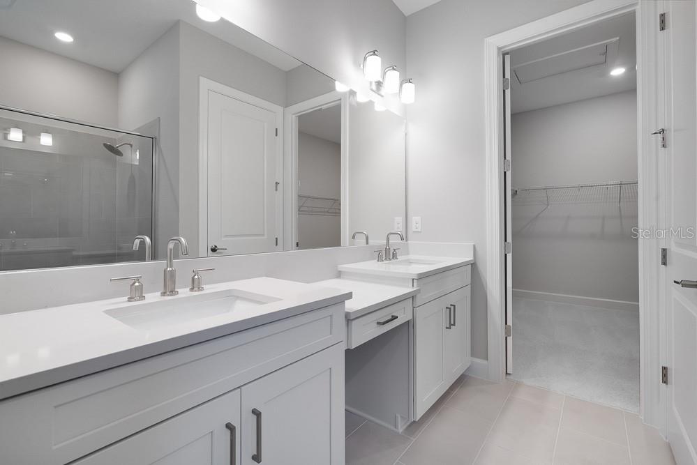 8024 MOONBEAM AVE, SARASOTA, FL, 34241