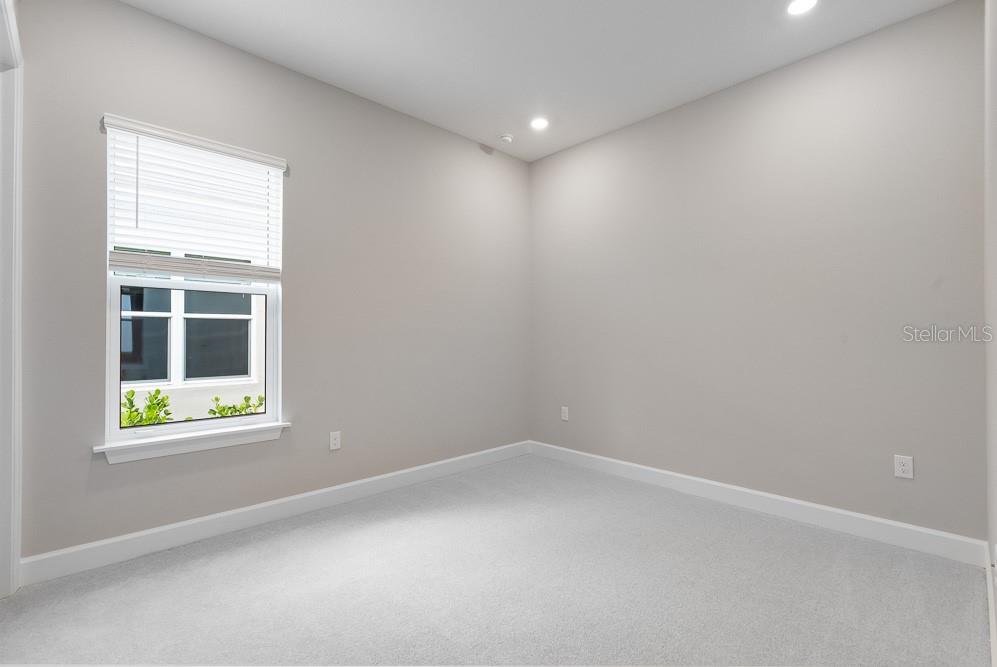8024 MOONBEAM AVE, SARASOTA, FL, 34241