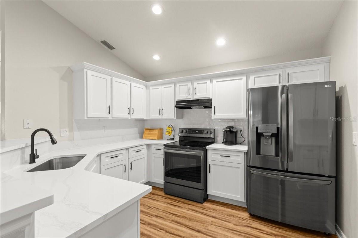 694 CORAL TRACE BLVD, EDGEWATER, FL, 32132