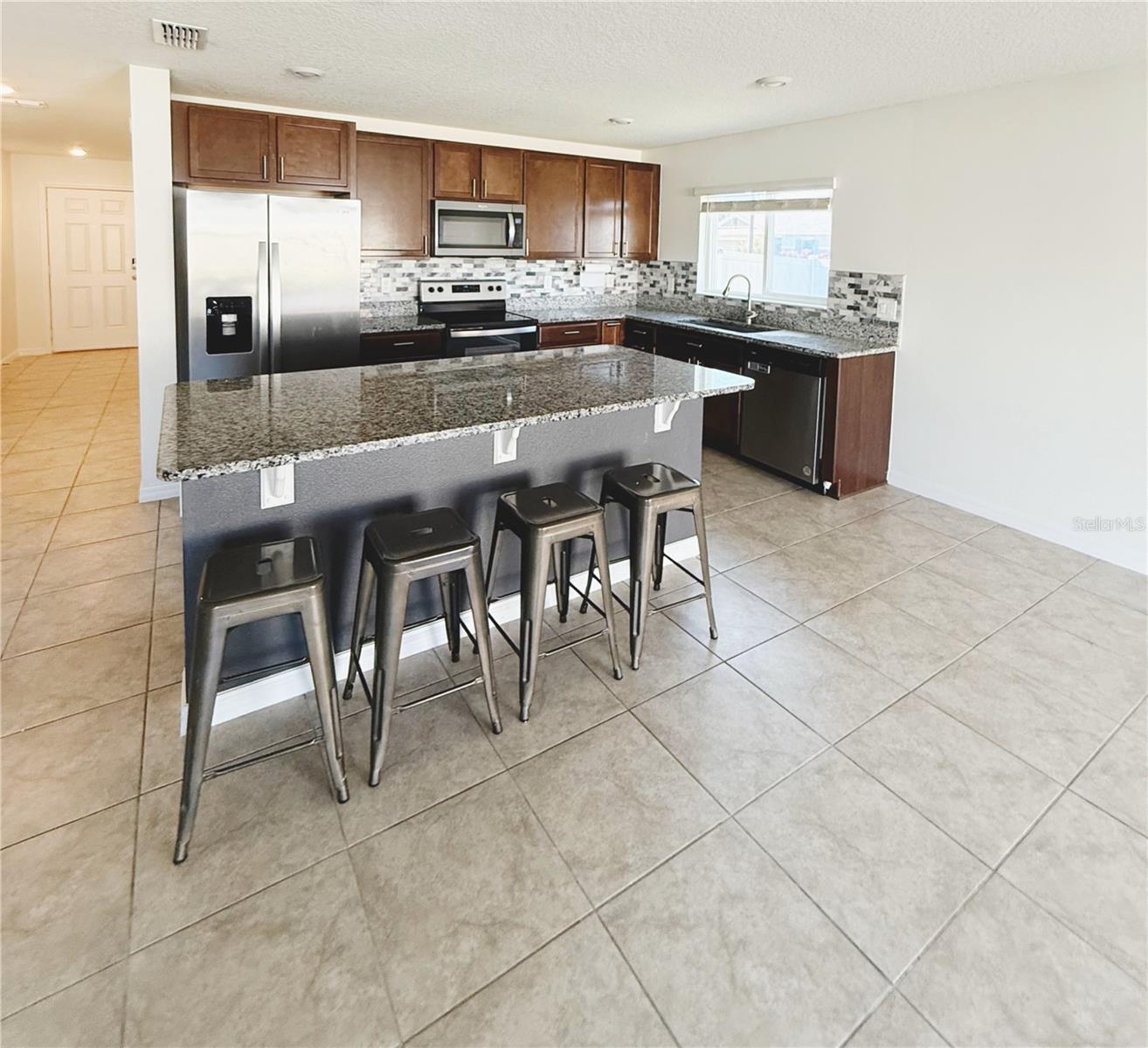 1556 VENICE LN, DAVENPORT, FL, 33896