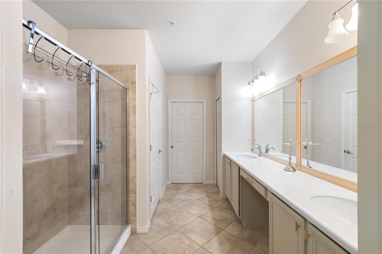 8321 BELLA VIDA CIR #8321, DAVENPORT, FL, 33896