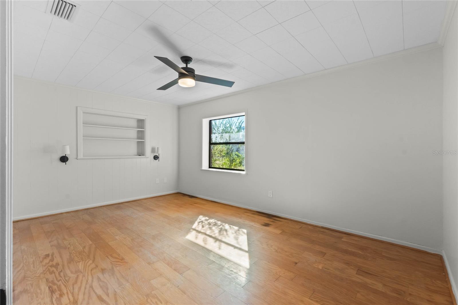 274 W KINGS HWY, CENTER HILL, FL, 33514