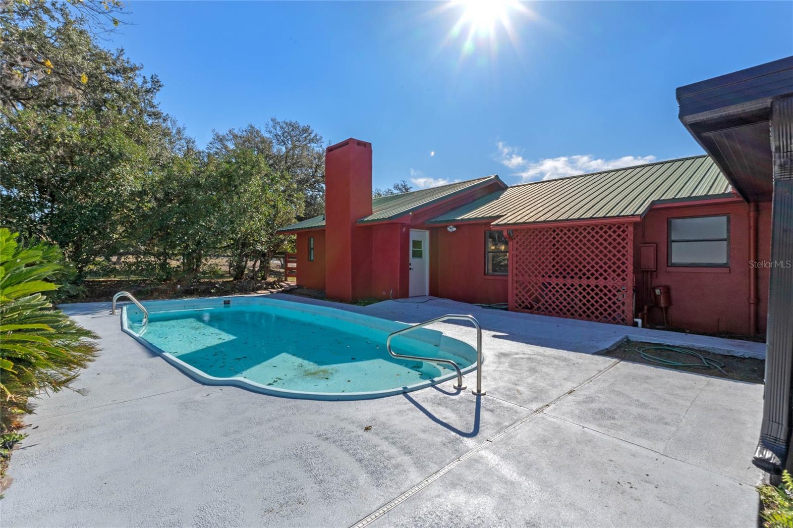 274 W KINGS HWY, CENTER HILL, FL, 33514