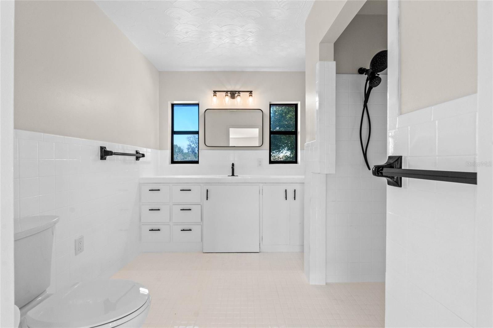 274 W KINGS HWY, CENTER HILL, FL, 33514