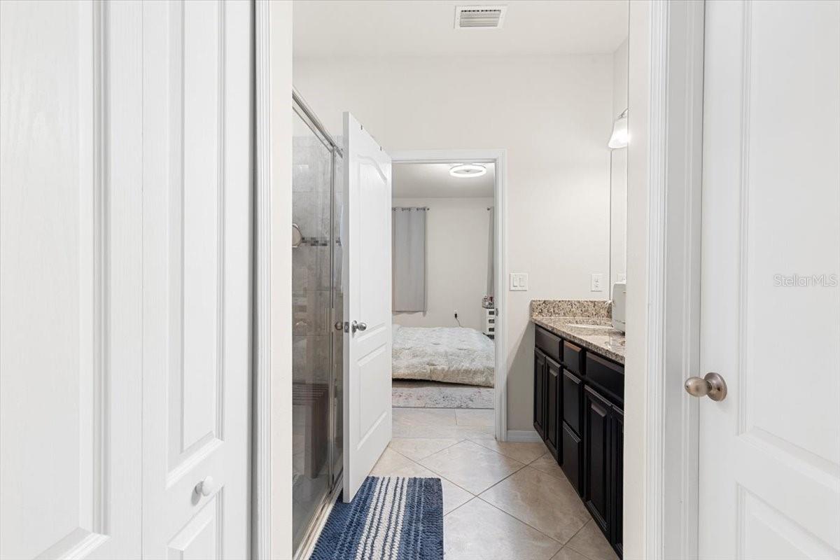 12152 LEDBURY COMMONS DR, GIBSONTON, FL, 33534