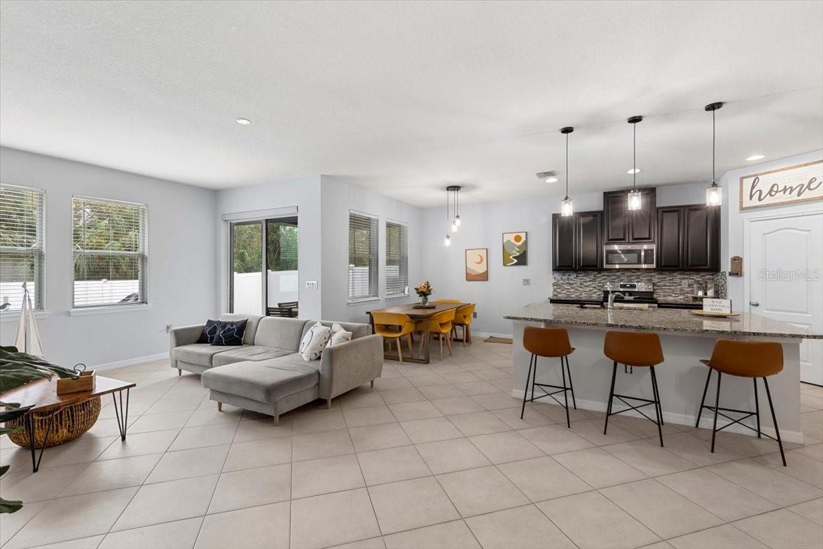 12152 LEDBURY COMMONS DR, GIBSONTON, FL, 33534