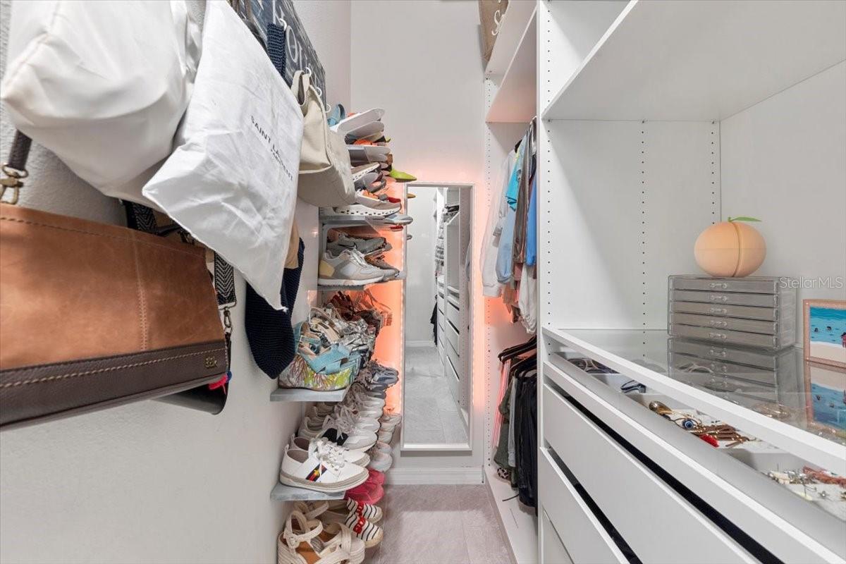 12152 LEDBURY COMMONS DR, GIBSONTON, FL, 33534