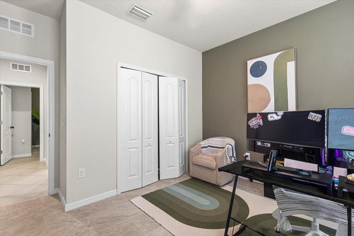 12152 LEDBURY COMMONS DR, GIBSONTON, FL, 33534