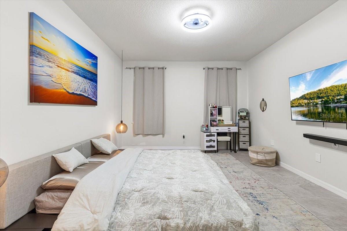 12152 LEDBURY COMMONS DR, GIBSONTON, FL, 33534