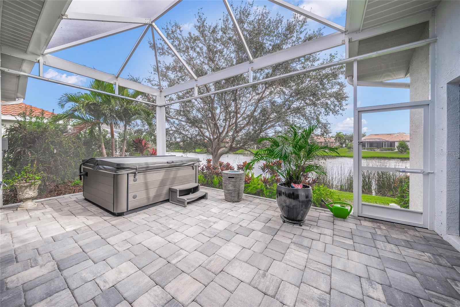 2905 SEASONS BLVD, SARASOTA, FL, 34240
