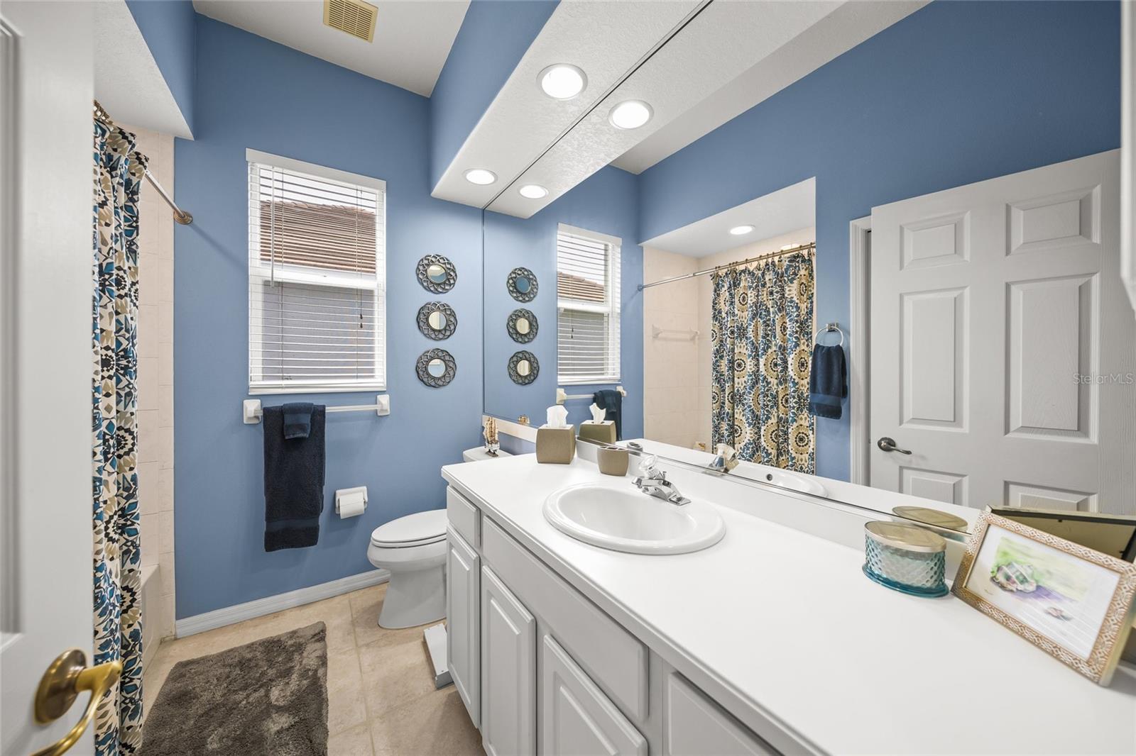 2905 SEASONS BLVD, SARASOTA, FL, 34240