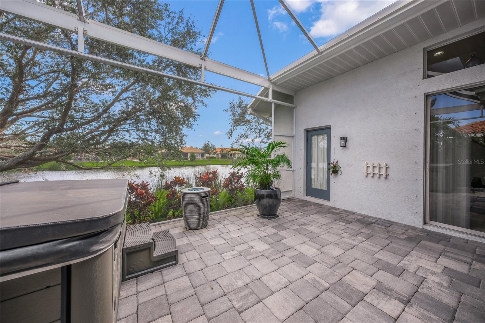 2905 SEASONS BLVD, SARASOTA, FL, 34240