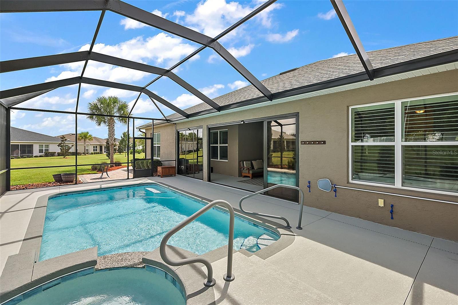 10377 SILVER MAPLE AVE, OXFORD, FL, 34484