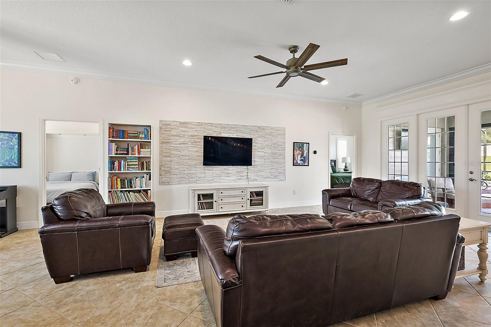 10377 SILVER MAPLE AVE, OXFORD, FL, 34484