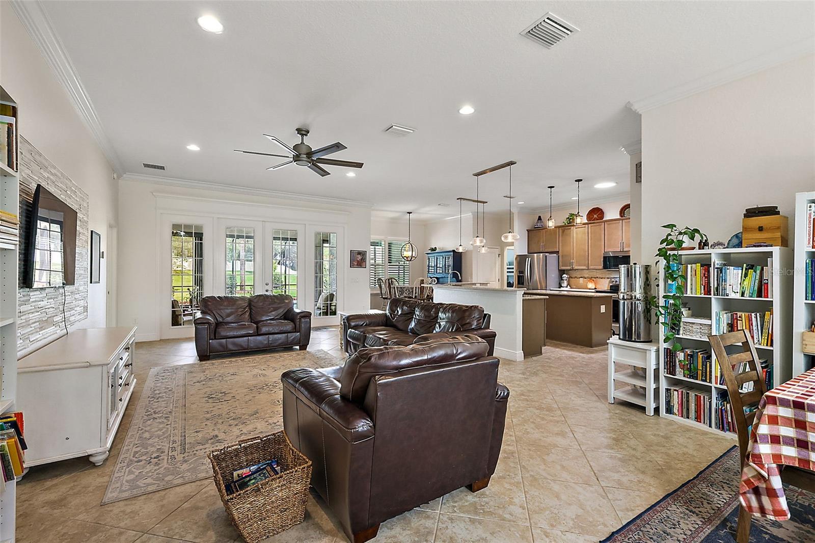 10377 SILVER MAPLE AVE, OXFORD, FL, 34484