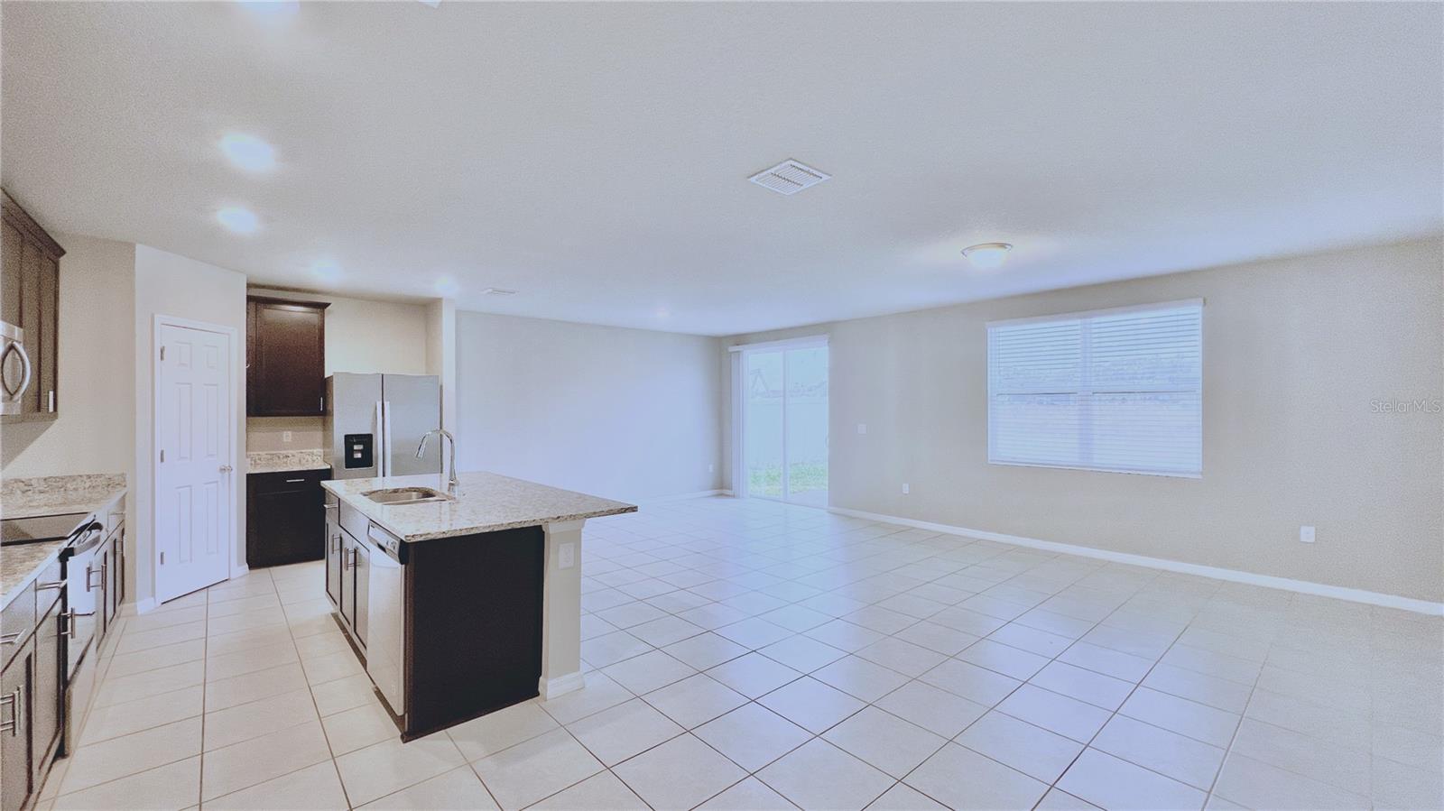 633 VISTA VILLAGES BLVD, DAVENPORT, FL, 33896