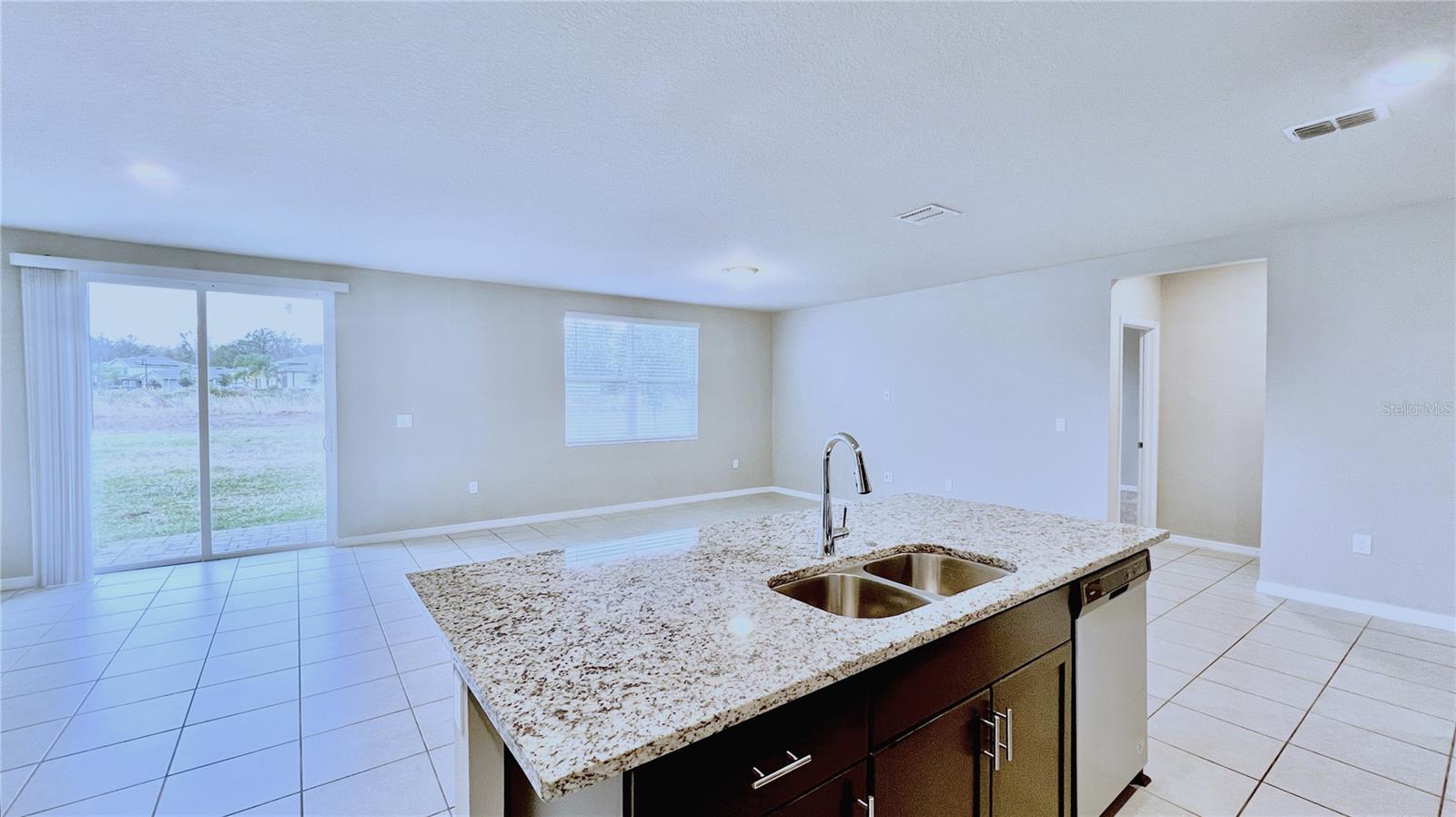 633 VISTA VILLAGES BLVD, DAVENPORT, FL, 33896