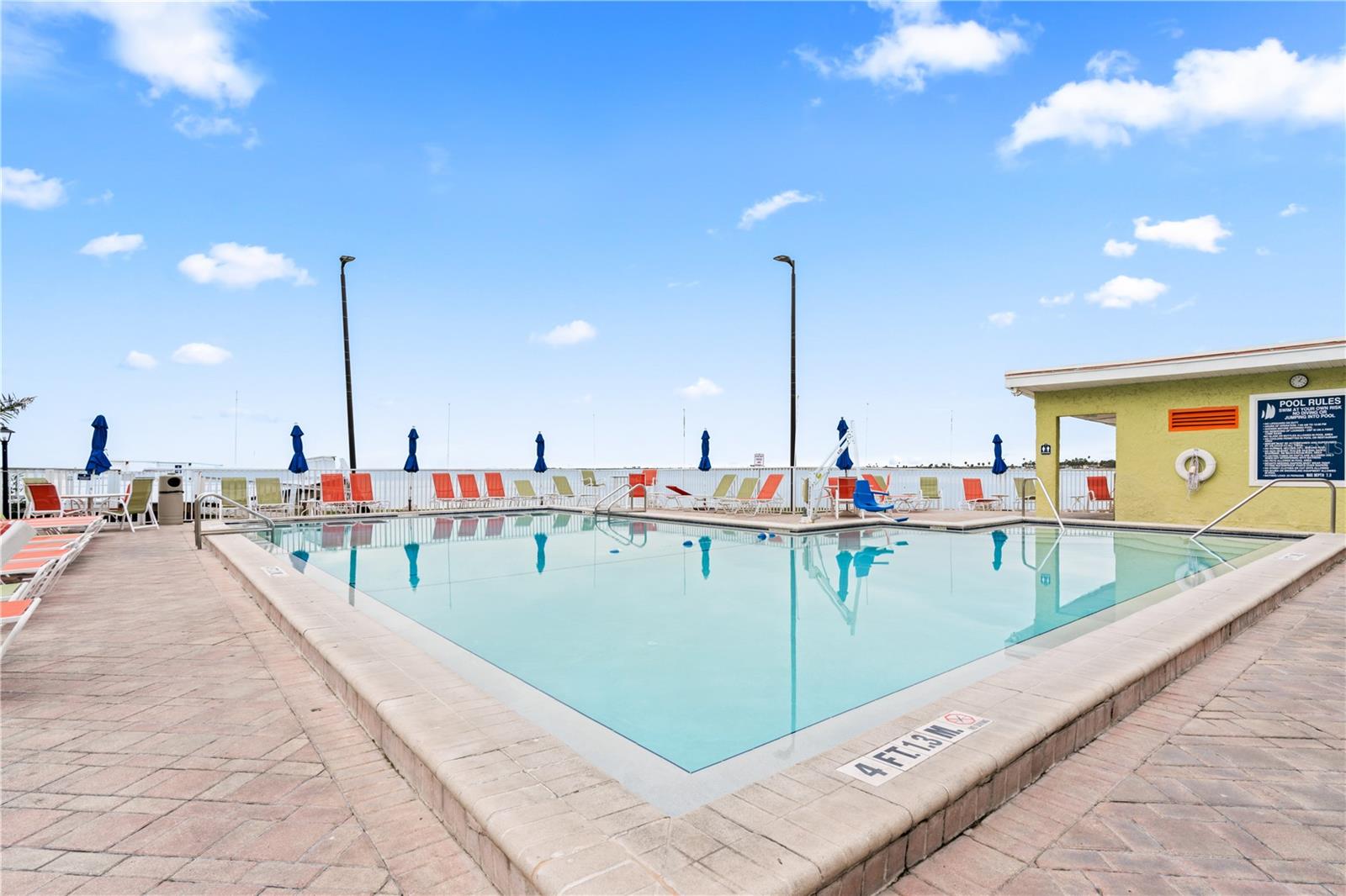 2506 N ROCKY POINT DR #272, TAMPA, FL, 33607