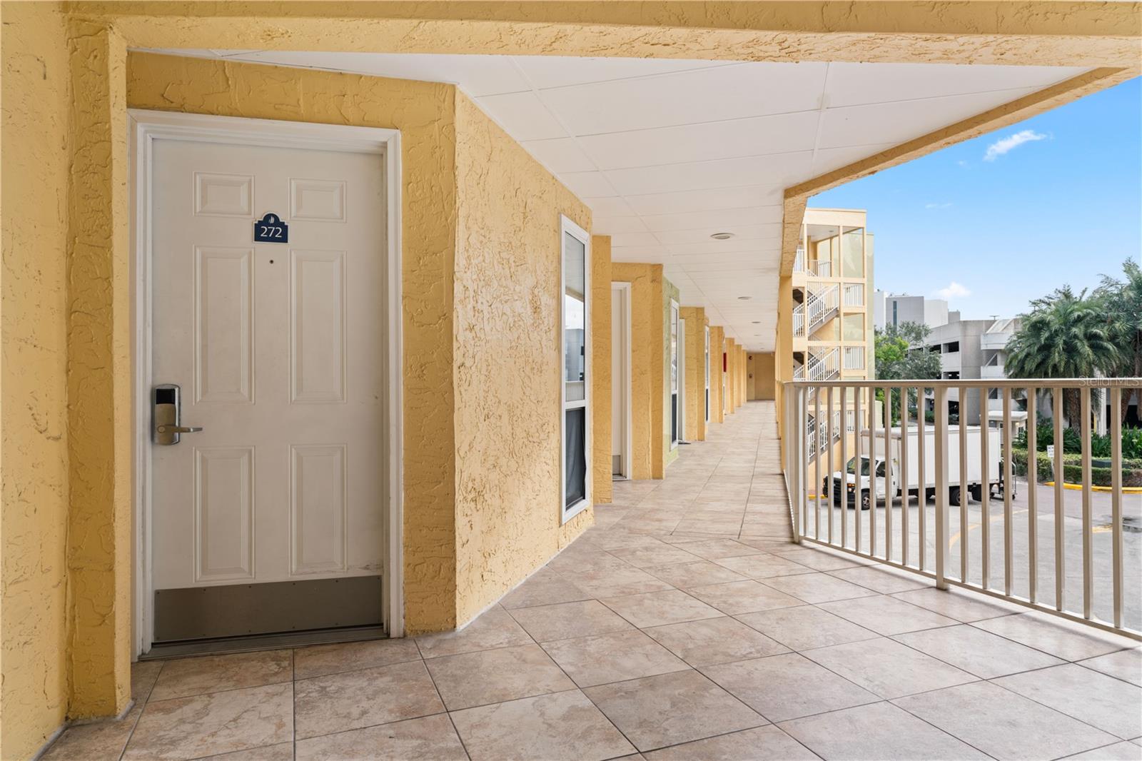 2506 N ROCKY POINT DR #272, TAMPA, FL, 33607