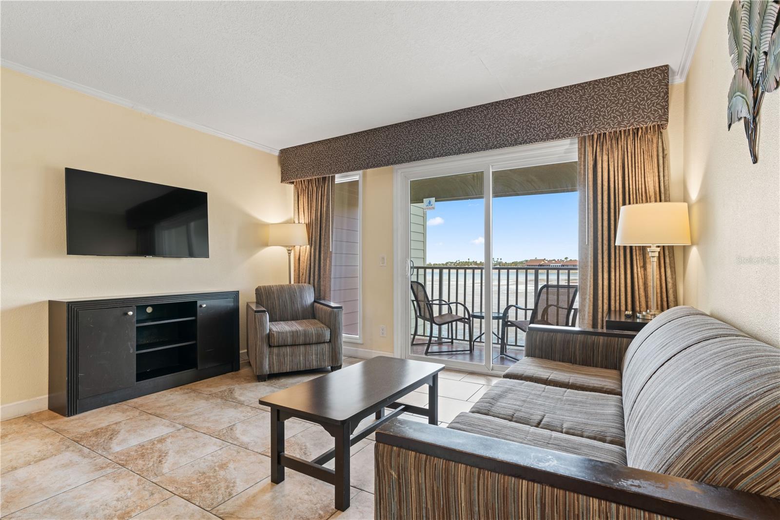 2506 N ROCKY POINT DR #272, TAMPA, FL, 33607