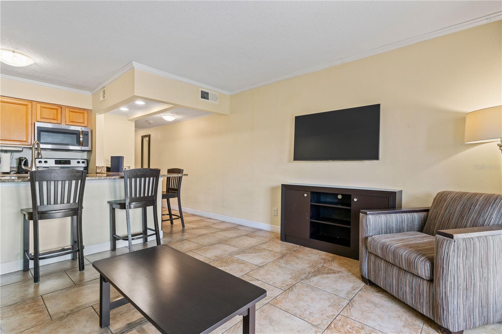2506 N ROCKY POINT DR #272, TAMPA, FL, 33607