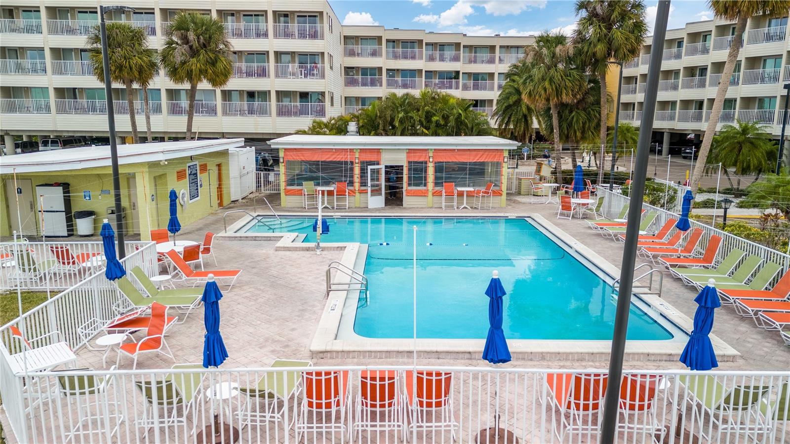 2506 N ROCKY POINT DR #272, TAMPA, FL, 33607