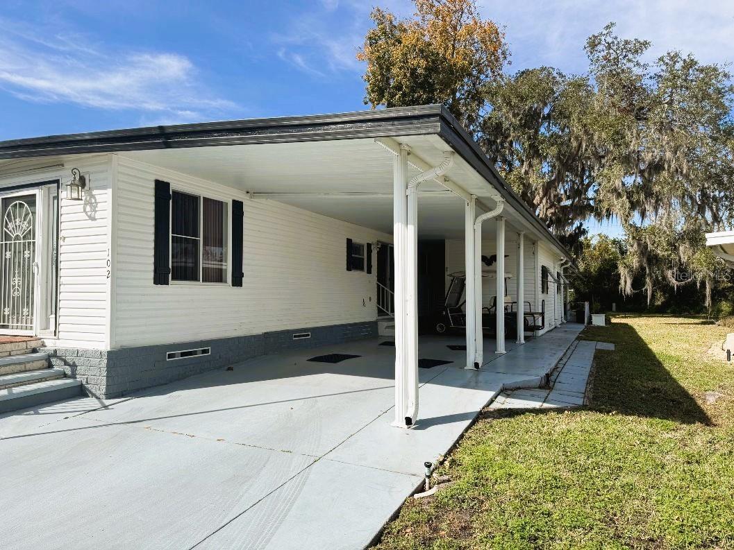 102 WILLOW LN, LEESBURG, FL, 34748