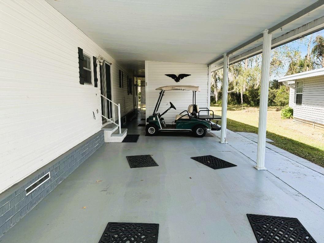 102 WILLOW LN, LEESBURG, FL, 34748