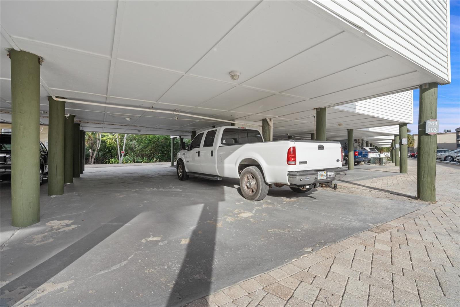 19727 GULF BLVD #103, INDIAN SHORES, FL, 33785