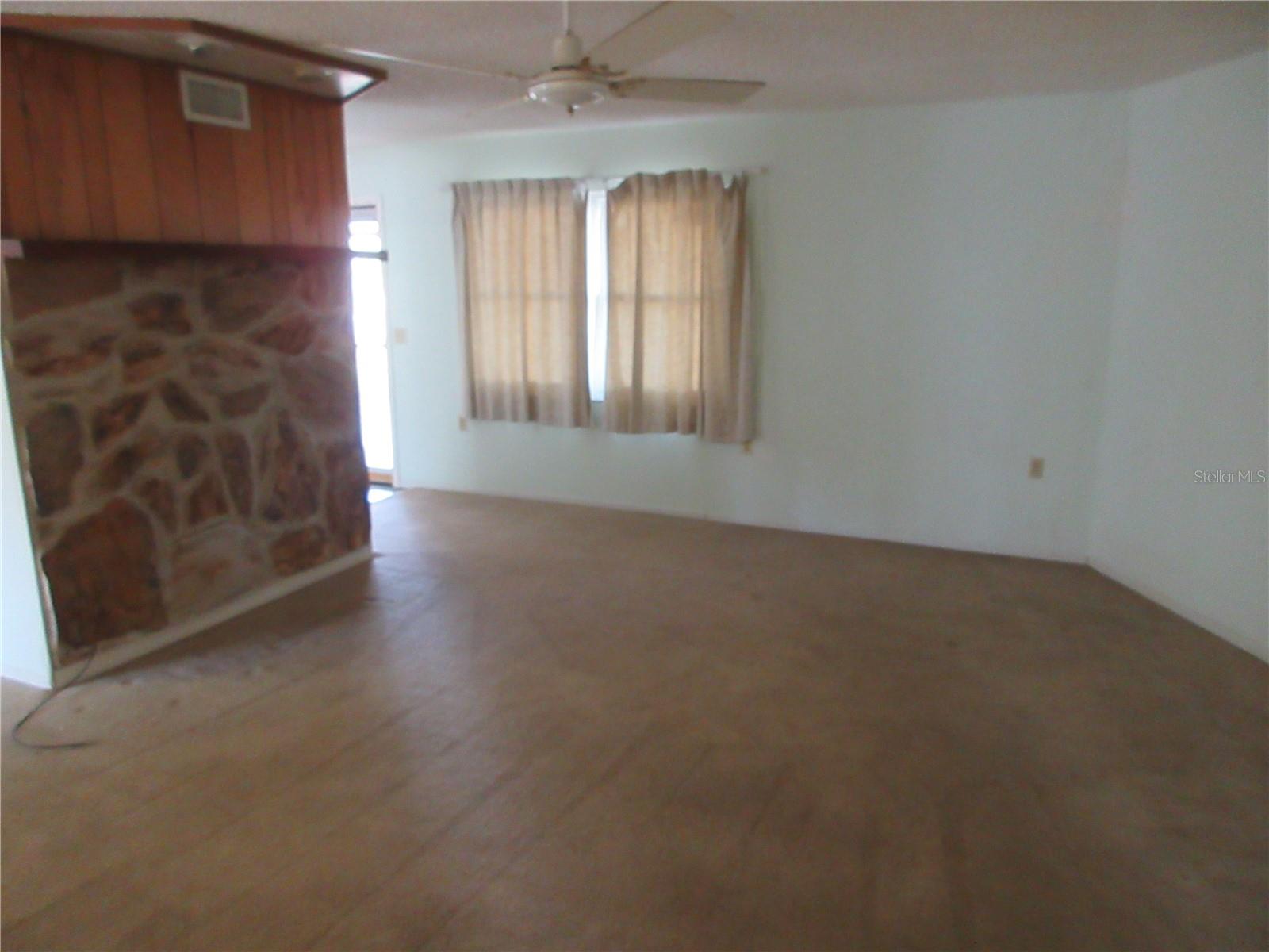 18782 SE 50TH ST, OCKLAWAHA, FL, 32179