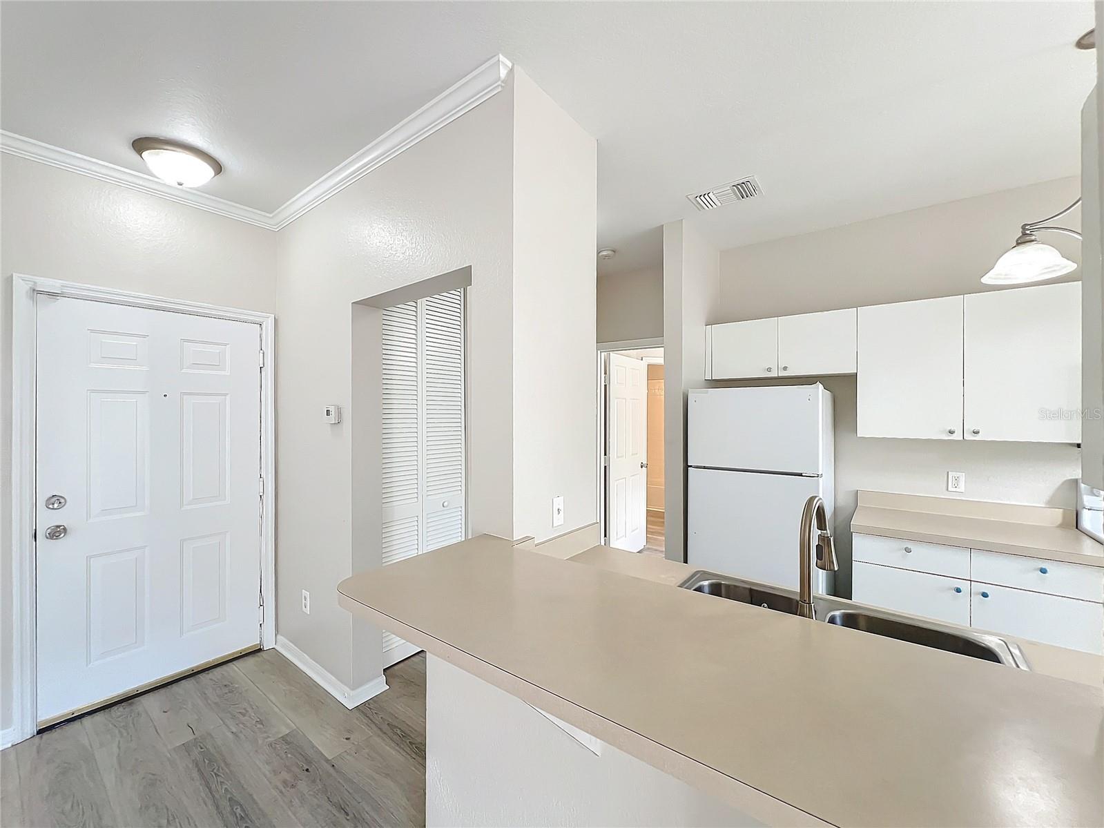 3751 CONROY RD #2320, ORLANDO, FL, 32839