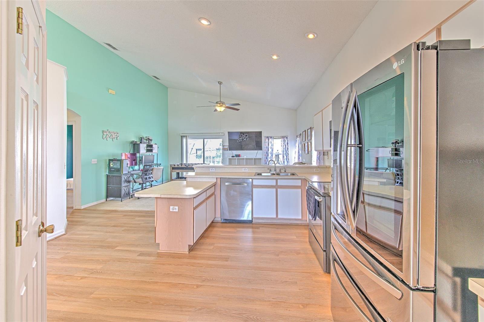 108 EMERALDVIEW AVE, DAVENPORT, FL, 33897
