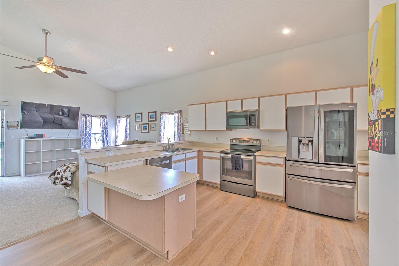 108 EMERALDVIEW AVE, DAVENPORT, FL, 33897