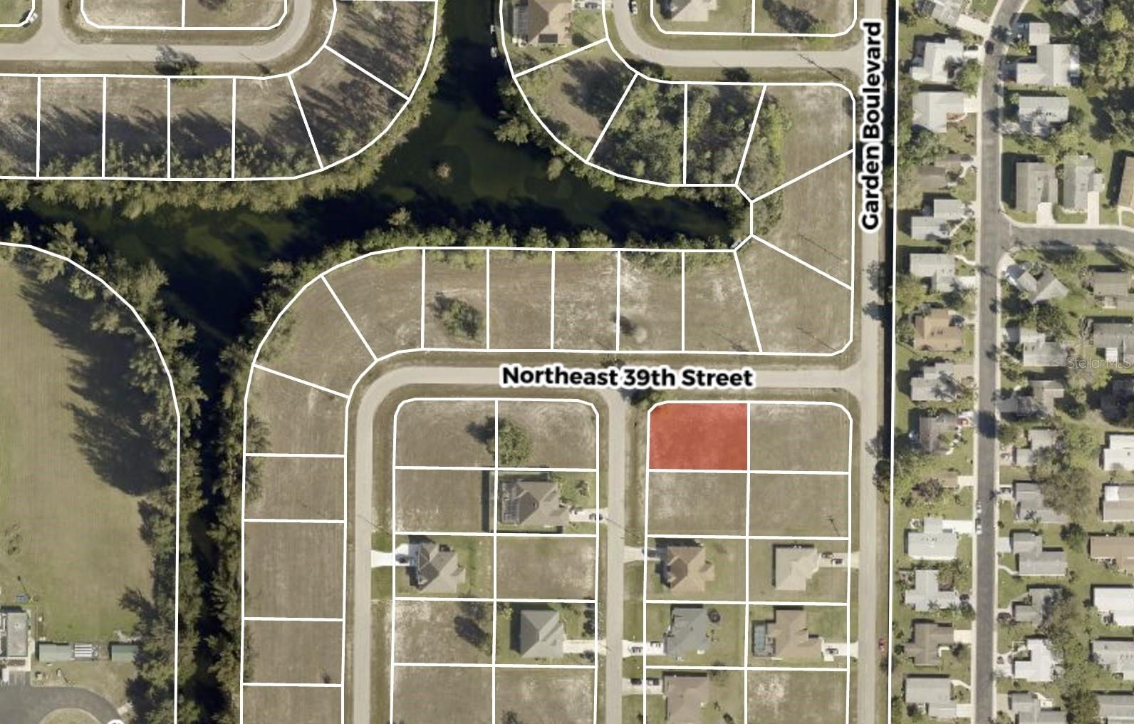 3829 NE 23RD PL, CAPE CORAL, FL, 33909