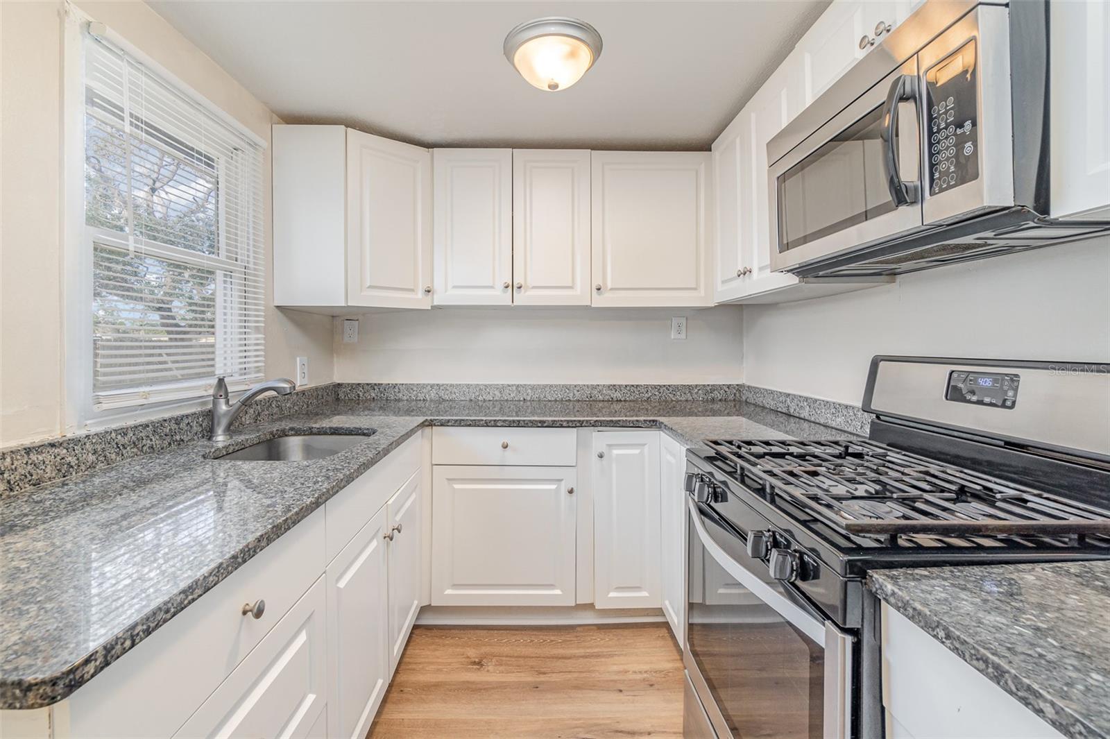 281 GROVE RD, VENICE, FL, 34293