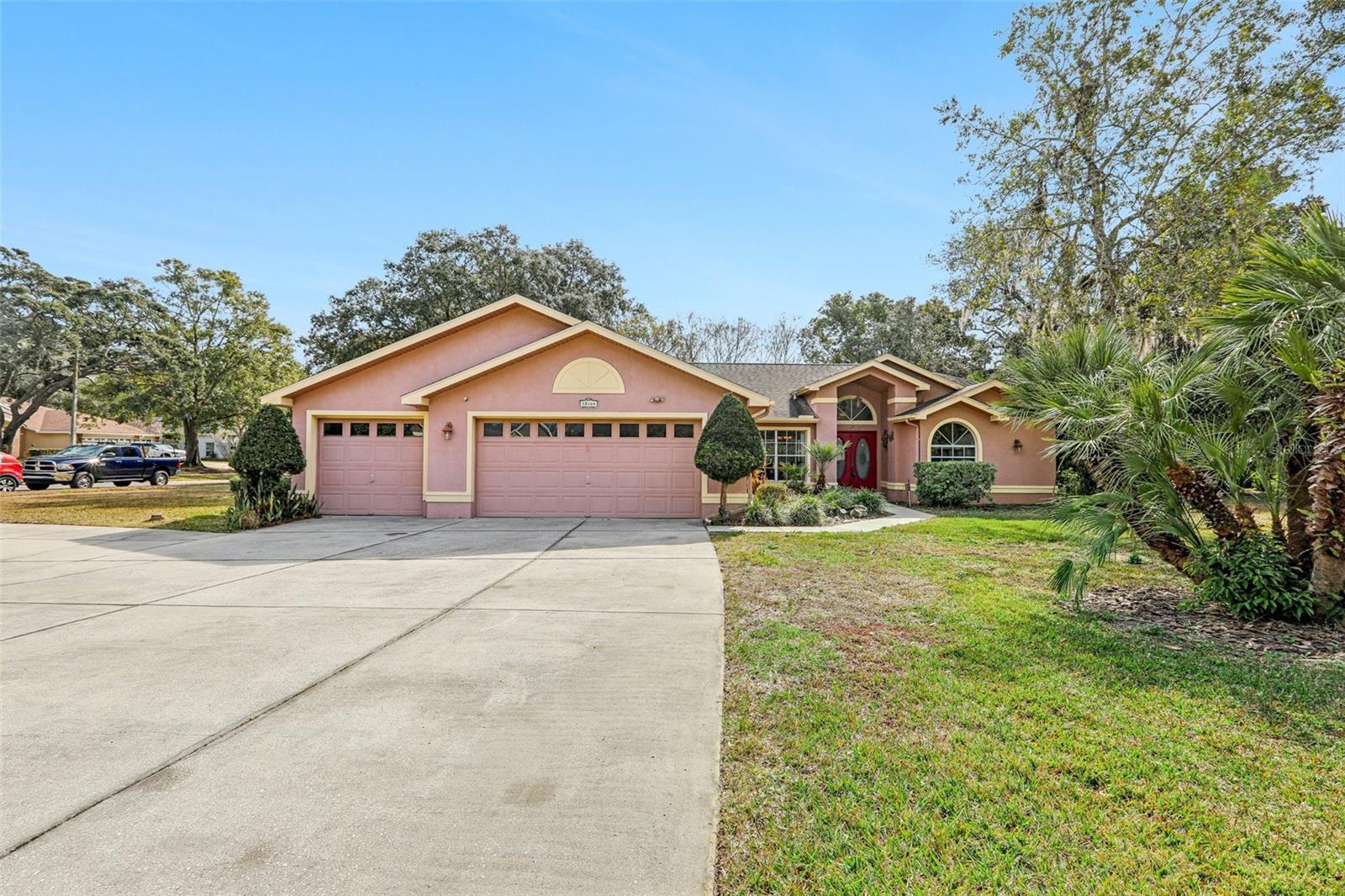 18164 WINDING OAKS BLVD, HUDSON, FL, 34667