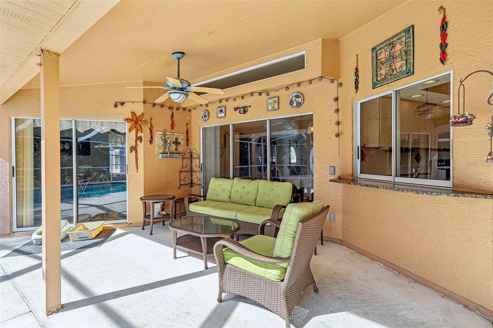 18164 WINDING OAKS BLVD, HUDSON, FL, 34667