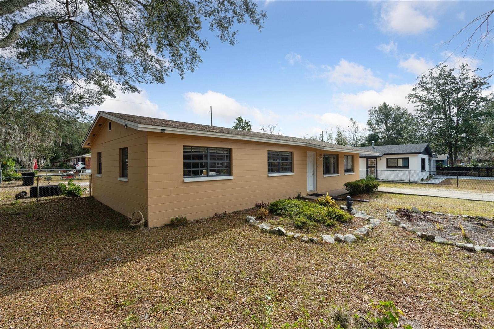 1039 SE 19TH TER, GAINESVILLE, FL, 32641