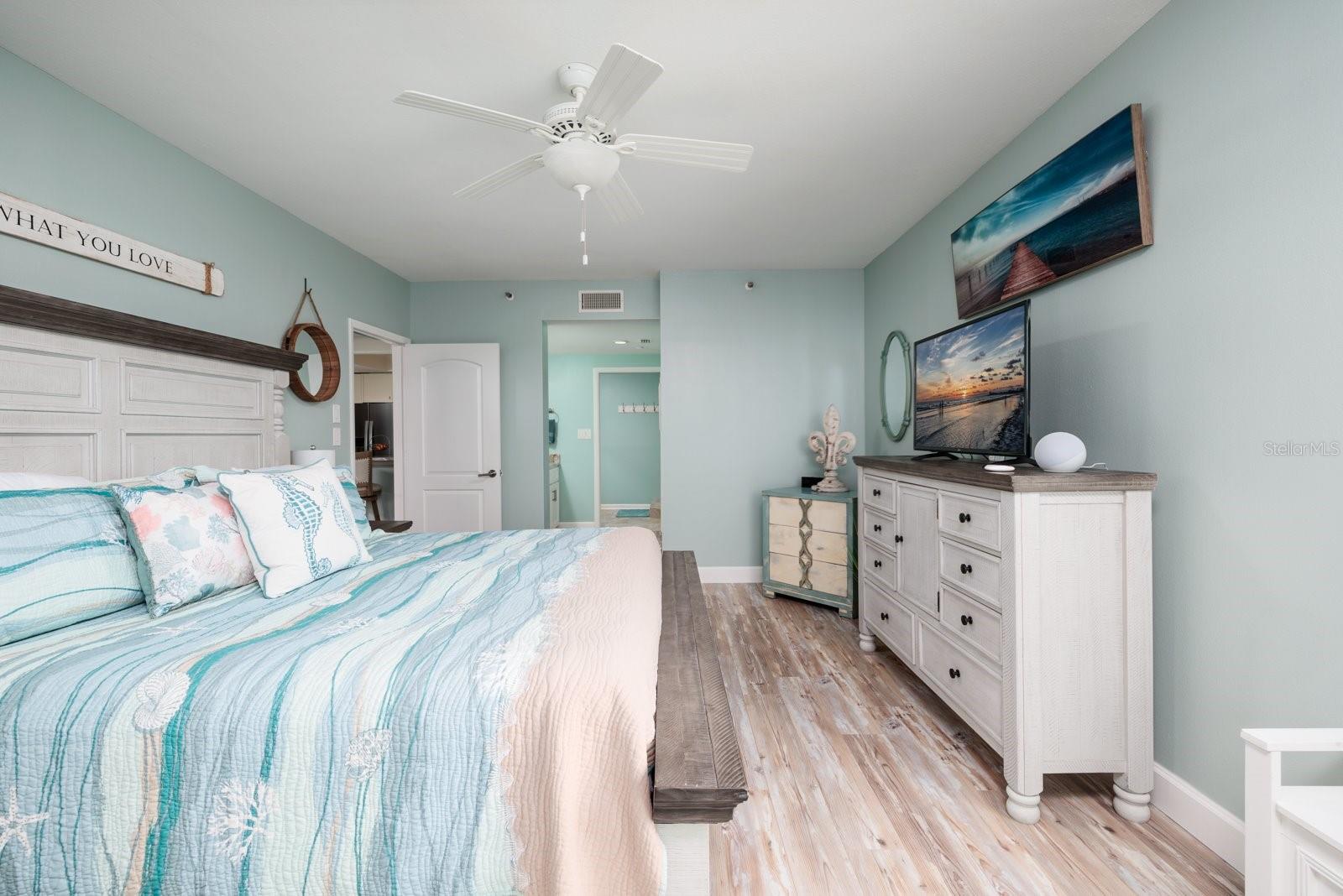 1520 GULF BLVD #1404, CLEARWATER BEACH, FL, 33767