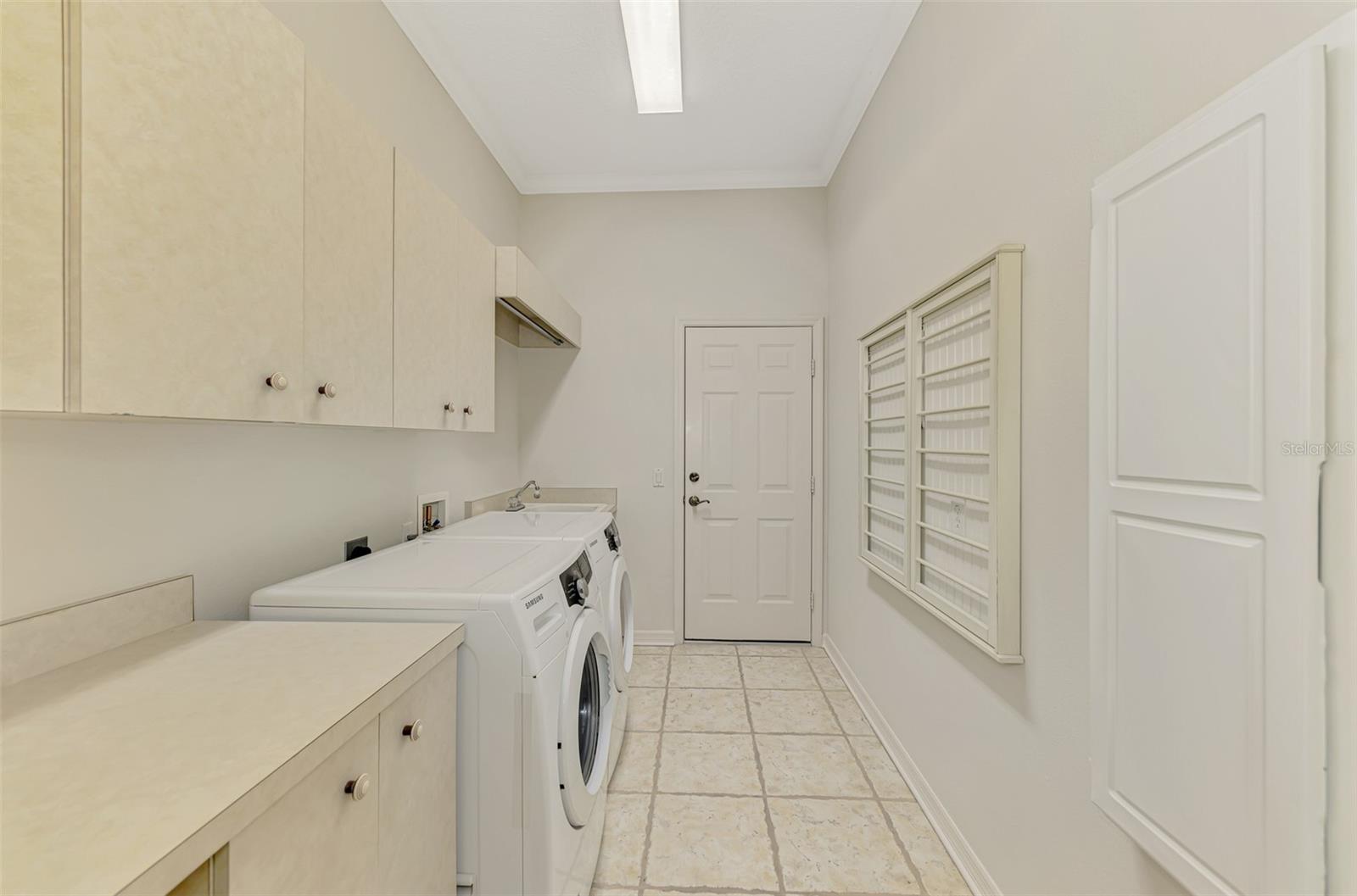 124 VENTANA  WAY, VENICE, FL, 34292