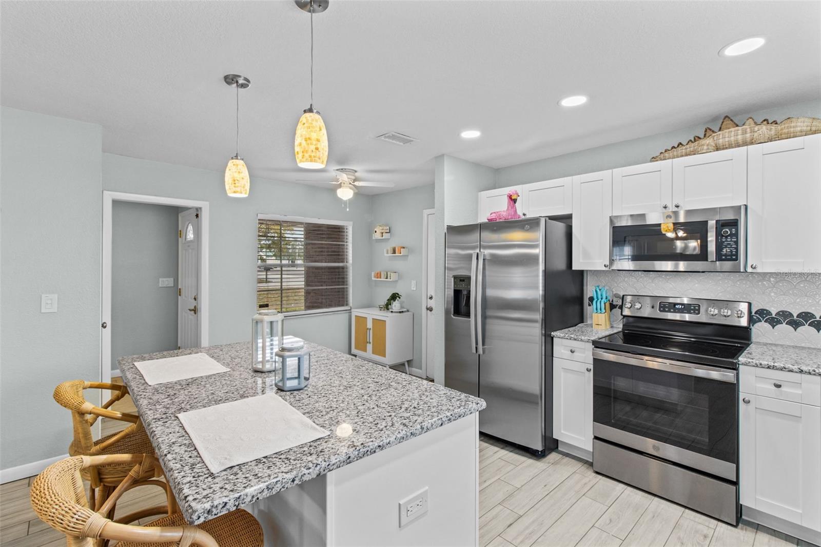 6950 113TH ST, SEMINOLE, FL, 33772