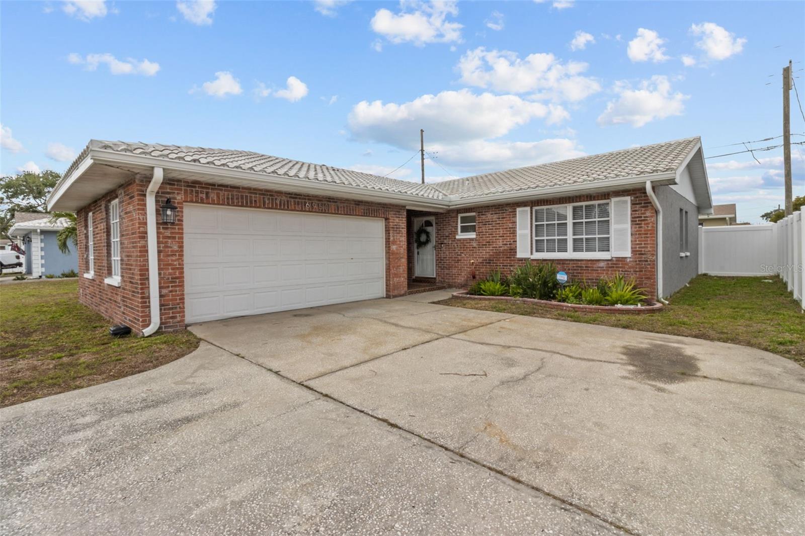 6950 113TH ST, SEMINOLE, FL, 33772