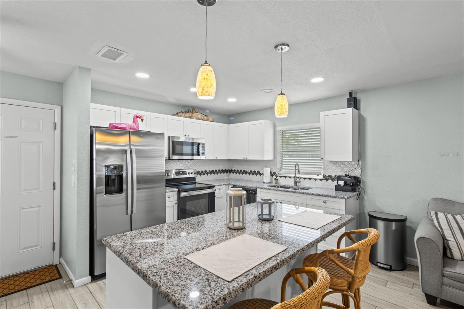 6950 113TH ST, SEMINOLE, FL, 33772