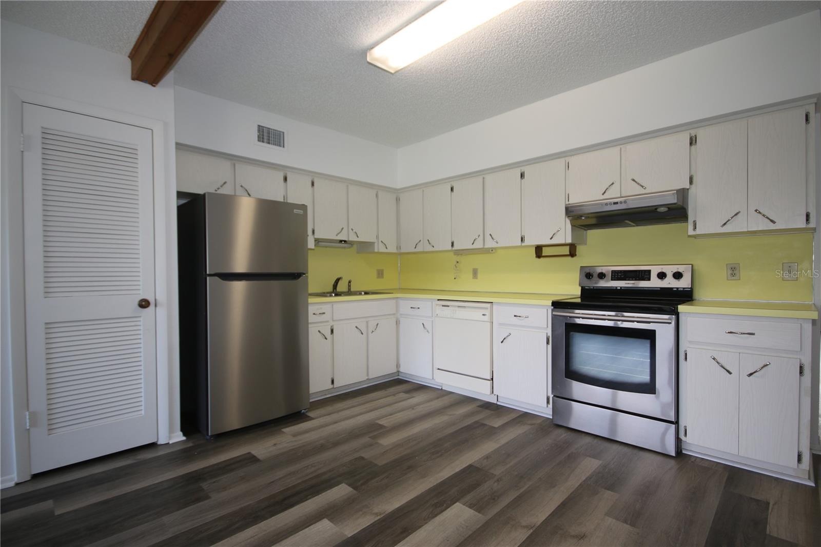 2222 AMERICUS BLVD N #50, CLEARWATER, FL, 33763